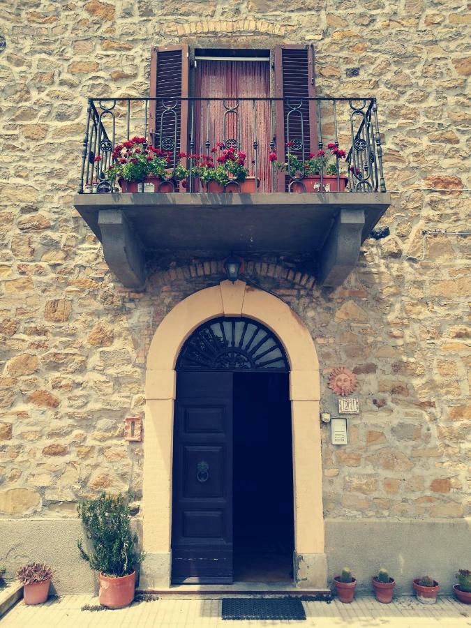 I Castagnini Lejlighed Montecatini Val di Cecina Eksteriør billede